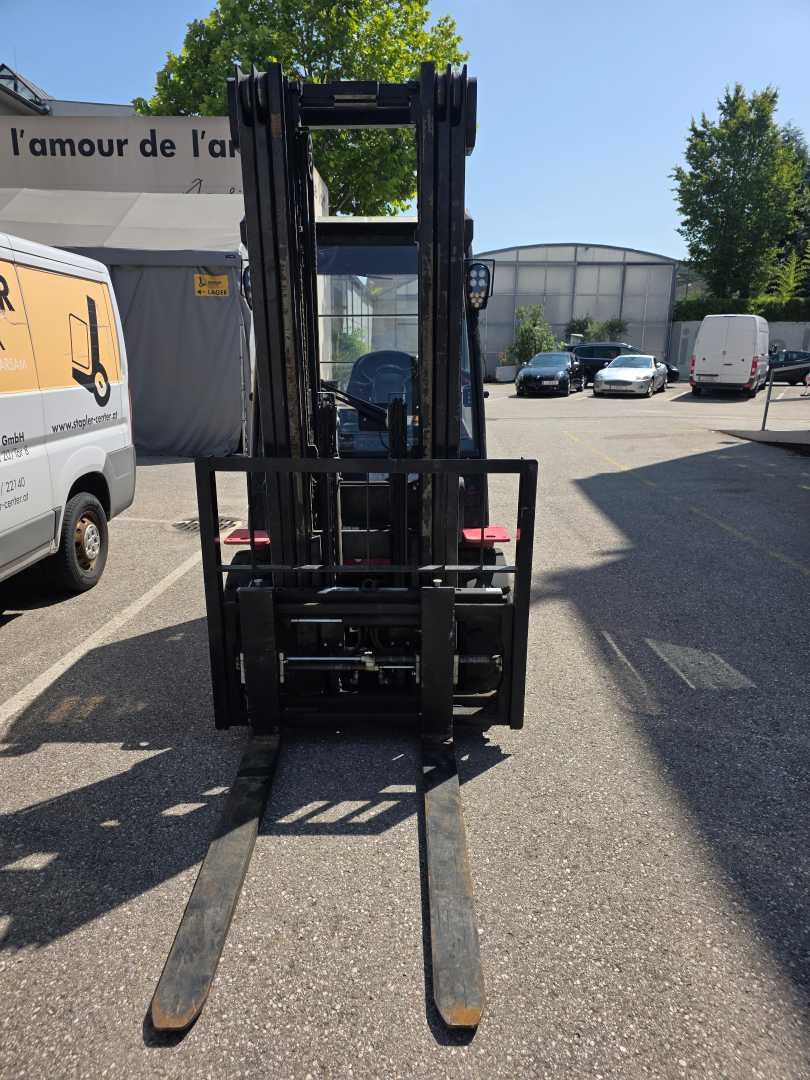 Used Forklift HC CPCD35-X2H7F1 4 ratų šakinis krautuvas (Image 4) Used Forklift HC CPCD35-X2H7F1 4 ratų šakinis krautuvas (Image 4)