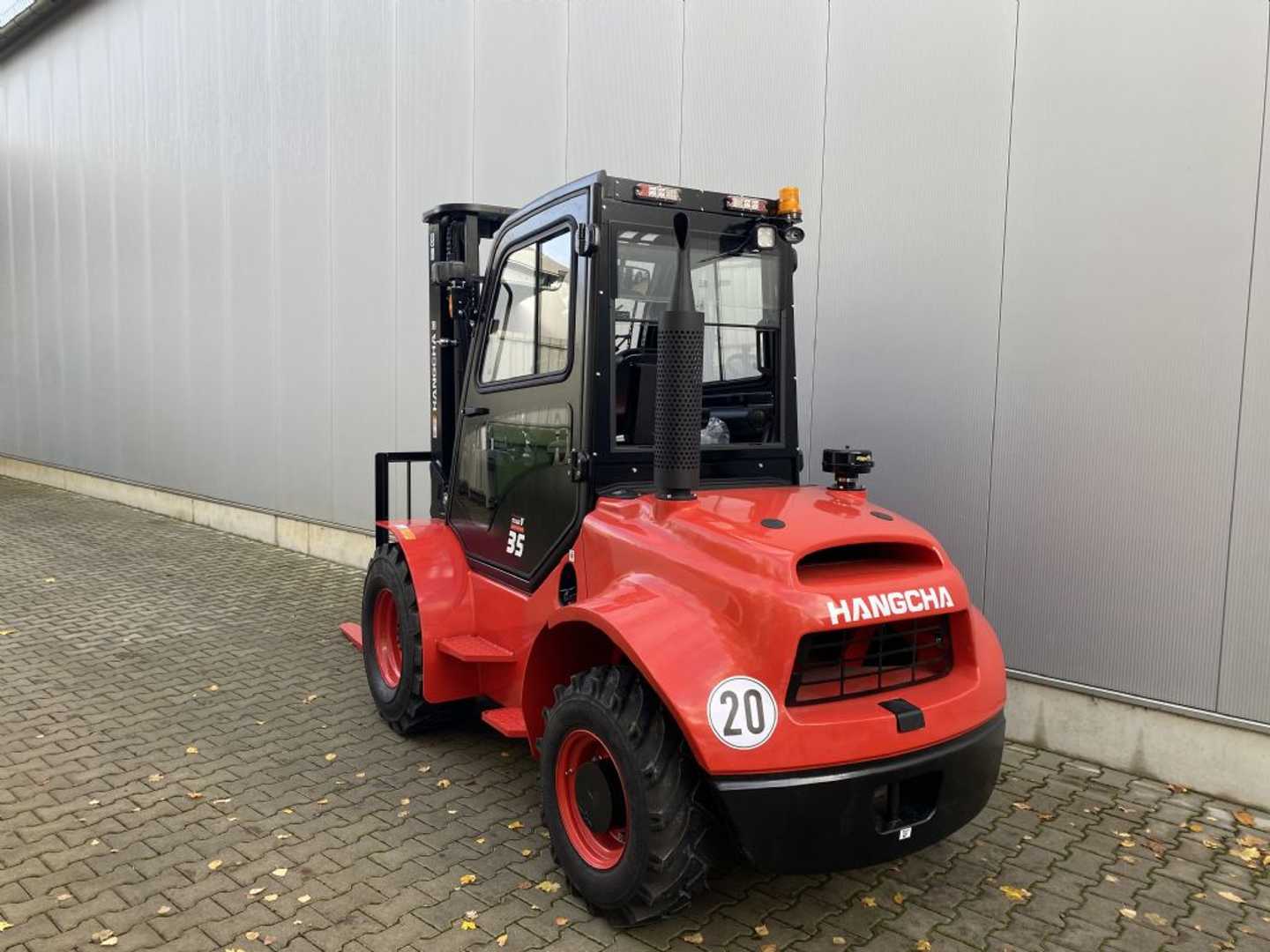 Used Forklift Hangcha CPCD35-XW98C-RT4 4 ratų šakinis krautuvas (Image 1) Used Forklift Hangcha CPCD35-XW98C-RT4 4 ratų šakinis krautuvas (Image 1)