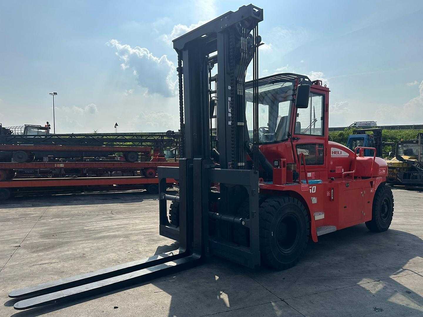 Used Forklift Heli CPCD160 4 ratų šakinis krautuvas (Image 1) Used Forklift Heli CPCD160 4 ratų šakinis krautuvas (Image 1)