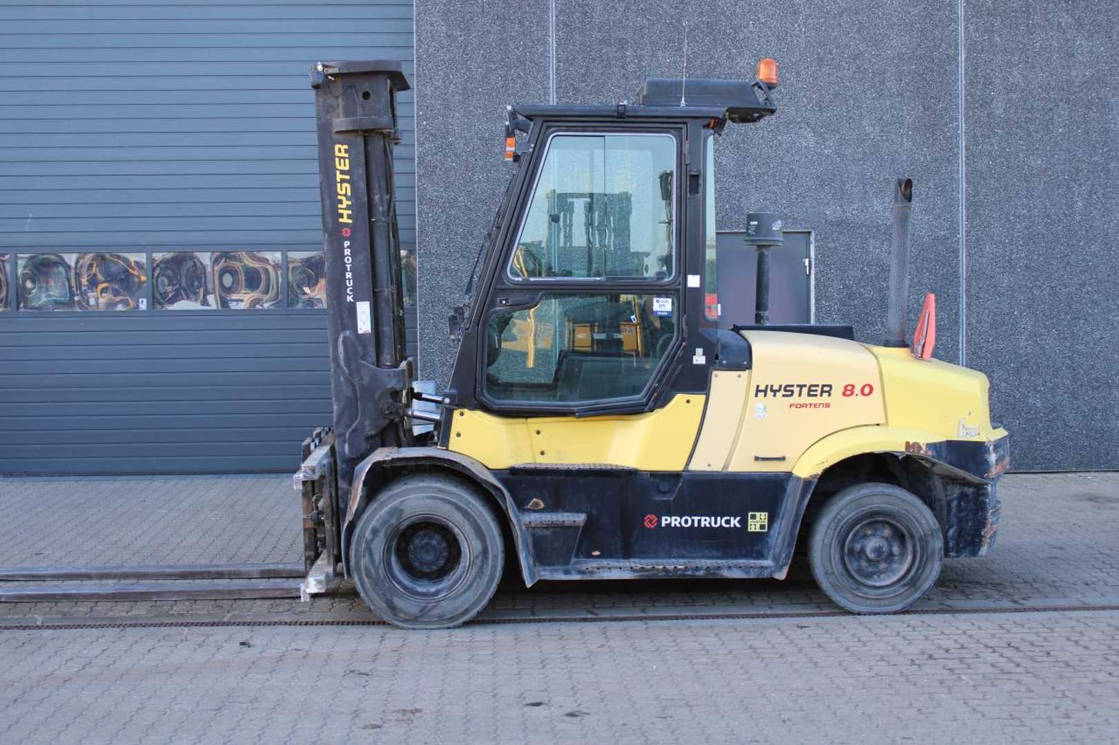 Used Forklift Hyster H8.0FT-9 FLK 4 ratų šakinis krautuvas (Image 5) Used Forklift Hyster H8.0FT-9 FLK 4 ratų šakinis krautuvas (Image 5)