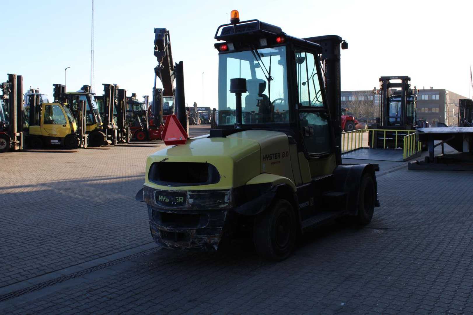 Used Forklift Hyster H8.0FT-9 FLK 4 ratų šakinis krautuvas (Image 7) Used Forklift Hyster H8.0FT-9 FLK 4 ratų šakinis krautuvas (Image 7)