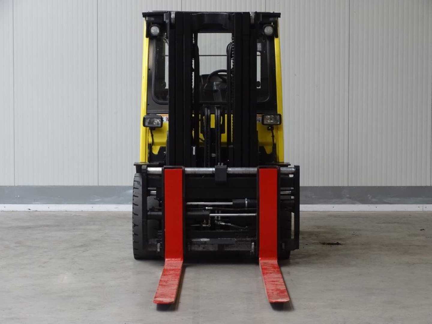 Used Forklift Hyster H5.0FT - Container-Indoor-Stapler -TRIPLEX 4 ratų šakinis krautuvas (Image 5) Used Forklift Hyster H5.0FT - Container-Indoor-Stapler -TRIPLEX 4 ratų šakinis krautuvas (Image 5)