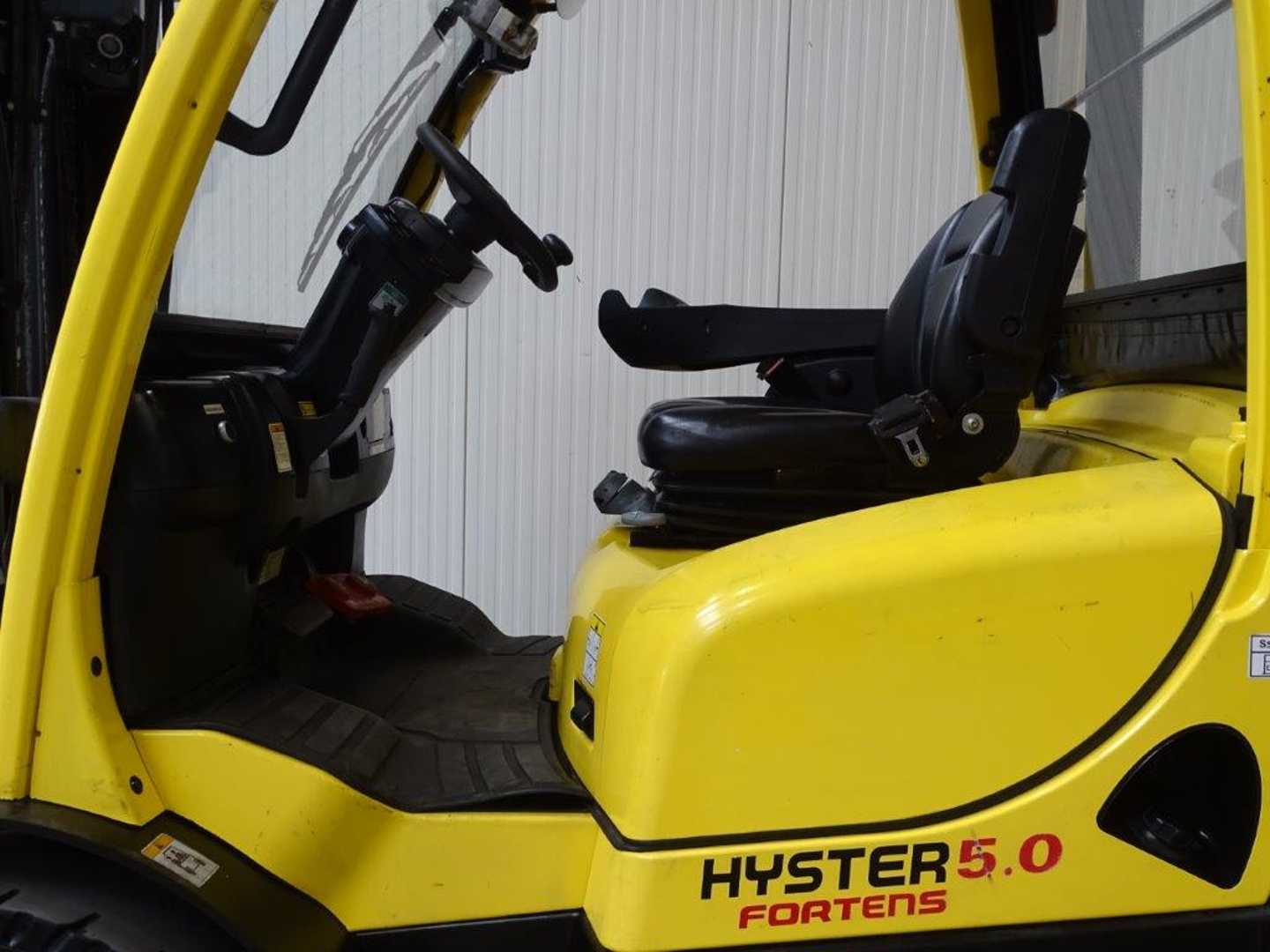 Used Forklift Hyster H5.0FT - Container-Indoor-Stapler -TRIPLEX 4 ratų šakinis krautuvas (Image 6) Used Forklift Hyster H5.0FT - Container-Indoor-Stapler -TRIPLEX 4 ratų šakinis krautuvas (Image 6)
