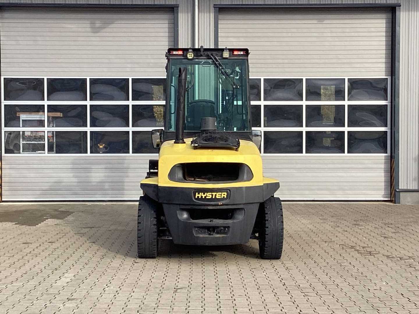 Used Forklift Hyster H8.0FT/6 4 ratų šakinis krautuvas (Image 4)