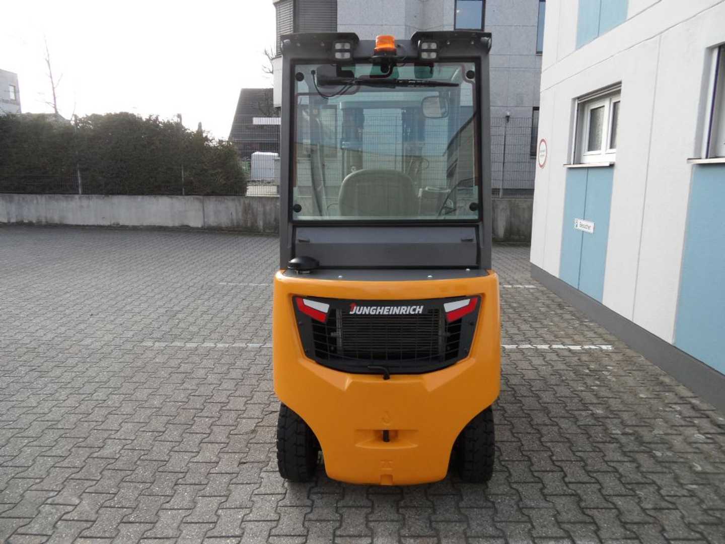 Used Forklift Jungheinrich DFG 316s - Triplex - aufgearbeitet - wenig Stunden 4 ratų šakinis krautuvas (Image 9)