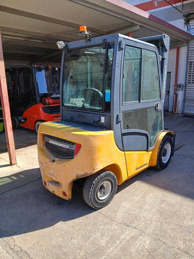 Used Forklift Jungheinrich DFG 430 Bj. 2005 4 ratų šakinis krautuvas (Image 3) Used Forklift Jungheinrich DFG 430 Bj. 2005 4 ratų šakinis krautuvas (Image 3)