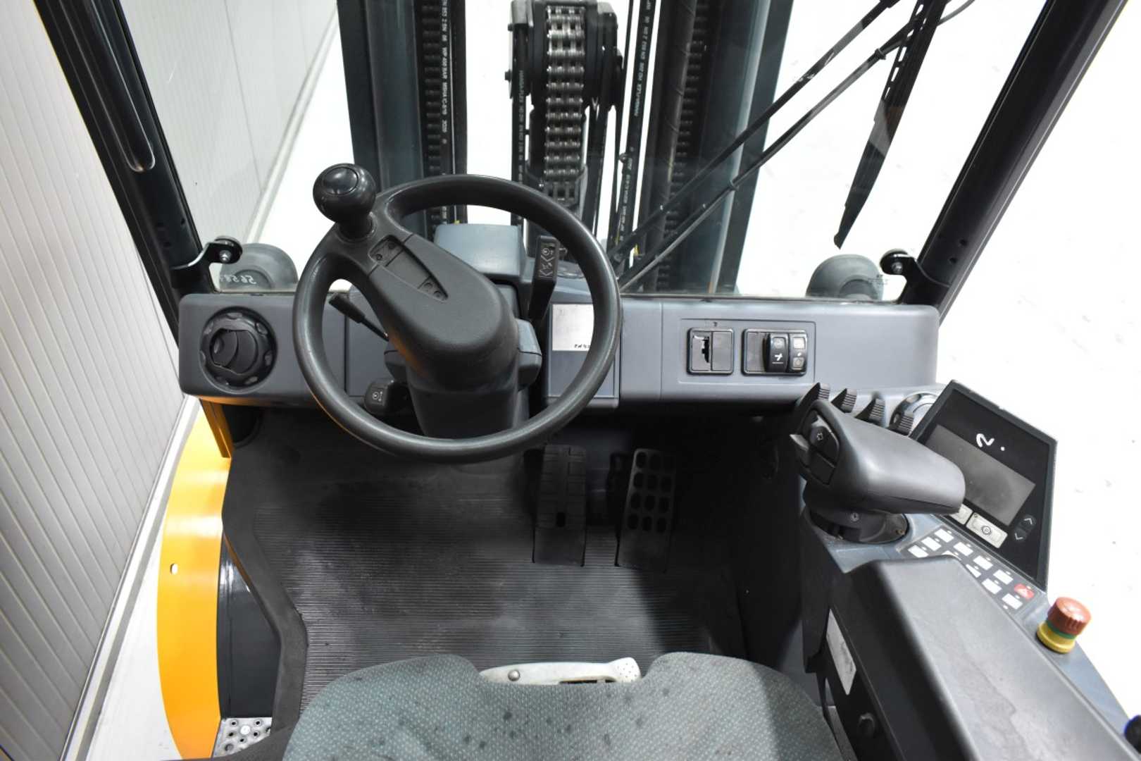 Used Forklift Jungheinrich DFG 435s /56587/ 4 ratų šakinis krautuvas (Image 7) Used Forklift Jungheinrich DFG 435s /56587/ 4 ratų šakinis krautuvas (Image 7)