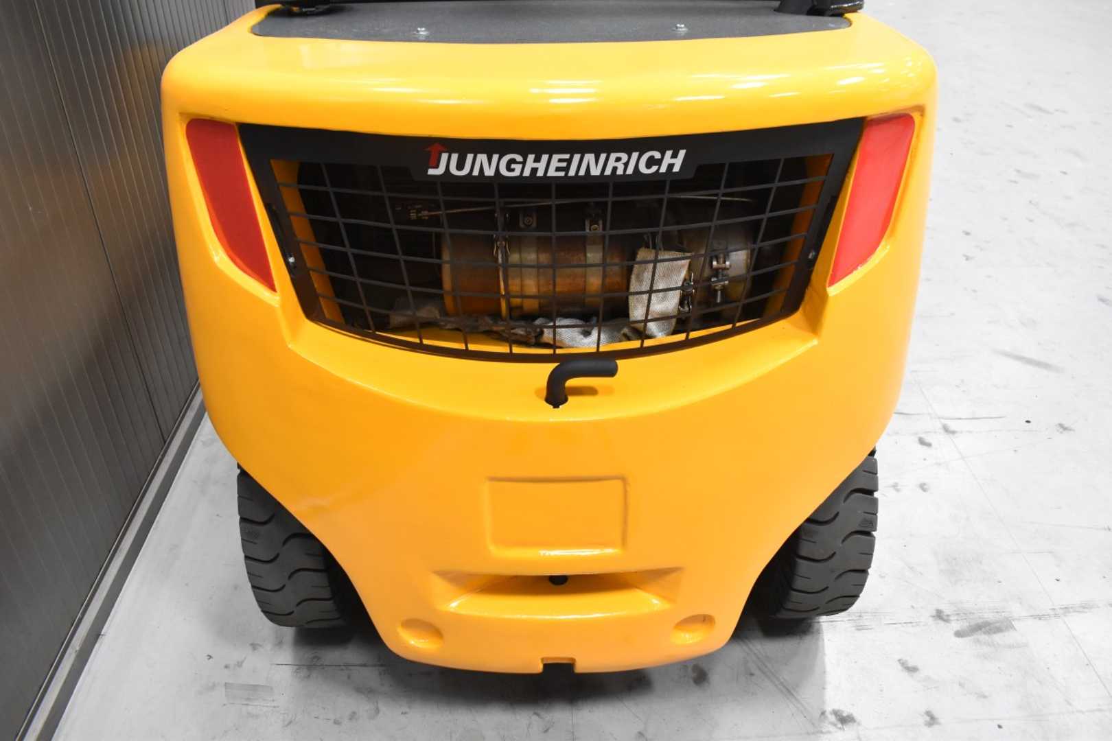 Used Forklift Jungheinrich DFG 435s /56587/ 4 ratų šakinis krautuvas (Image 9) Used Forklift Jungheinrich DFG 435s /56587/ 4 ratų šakinis krautuvas (Image 9)