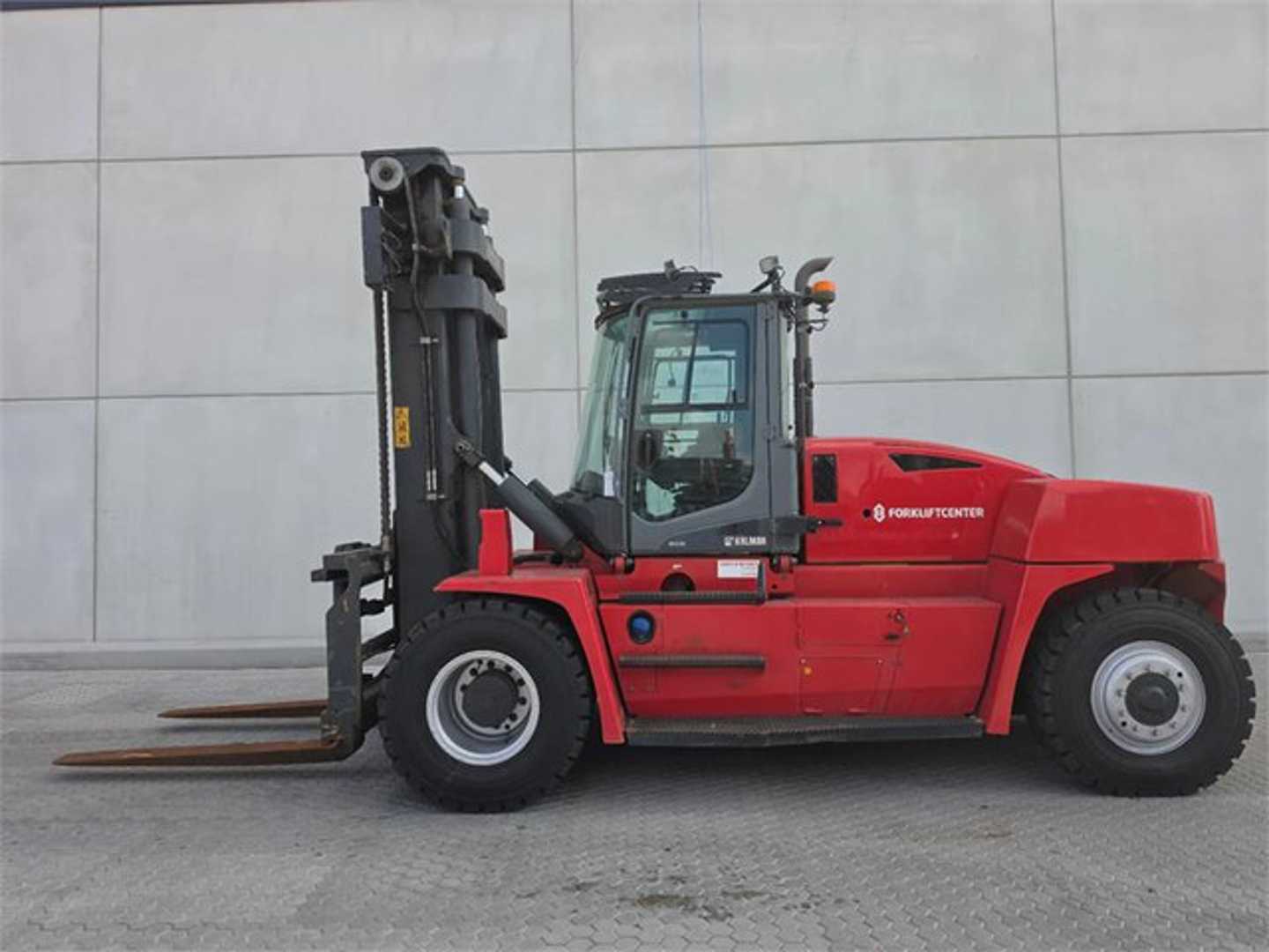 Used Forklift Kalmar DCG160-9 4 ratų šakinis krautuvas (Image 7)