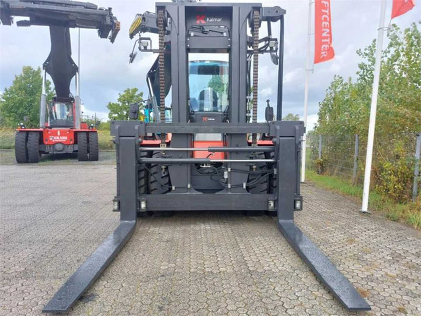 Used Forklift Kalmar DCG250-12 4 ratų šakinis krautuvas (Image 5)