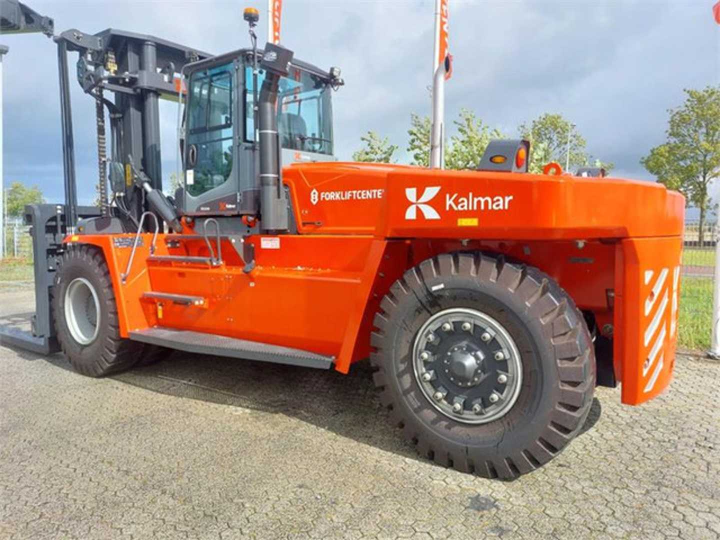 Used Forklift Kalmar DCG250-12 4 ratų šakinis krautuvas (Image 7)