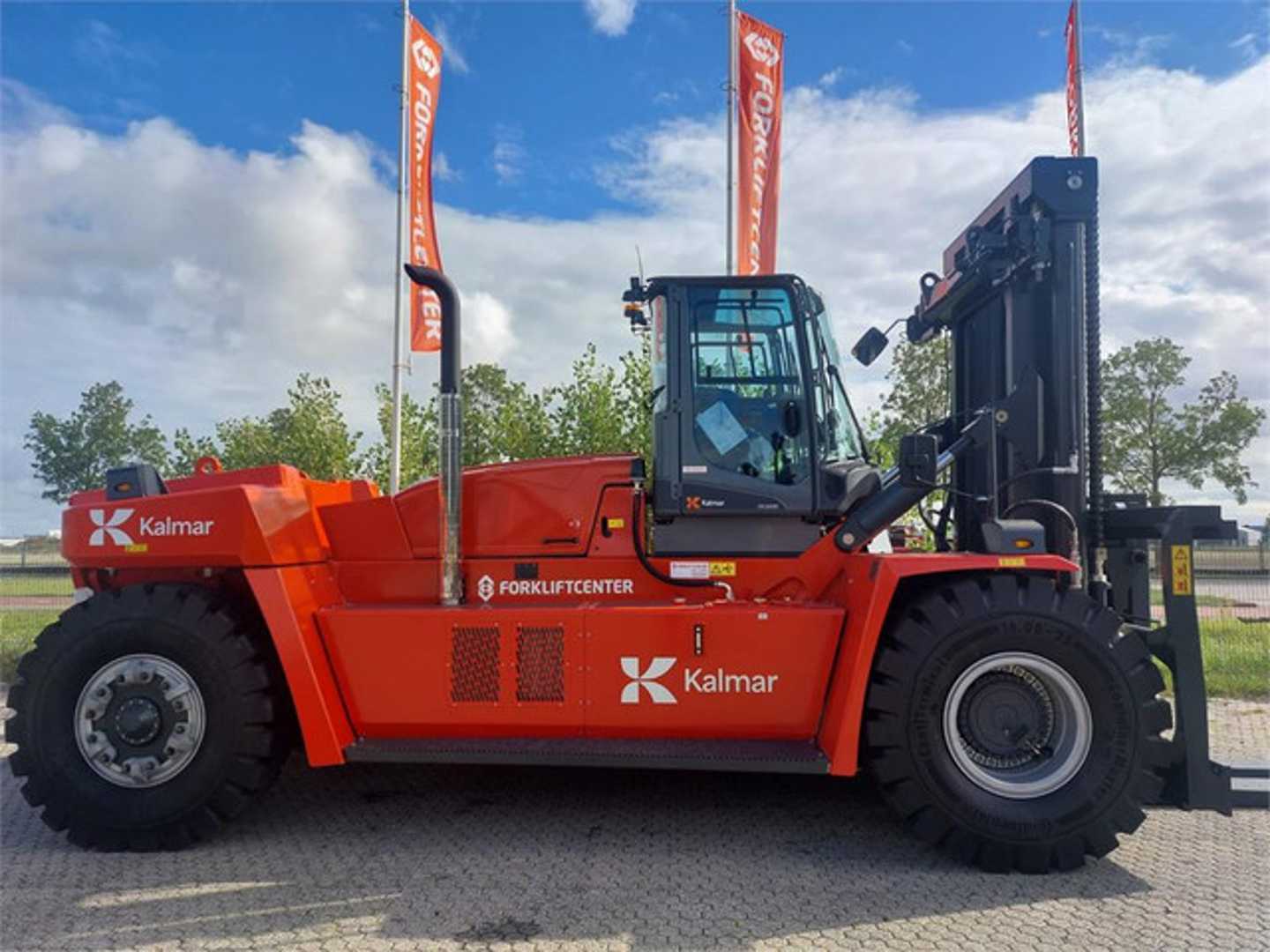 Used Forklift Kalmar DCG330-12 4 ratų šakinis krautuvas (Image 1)