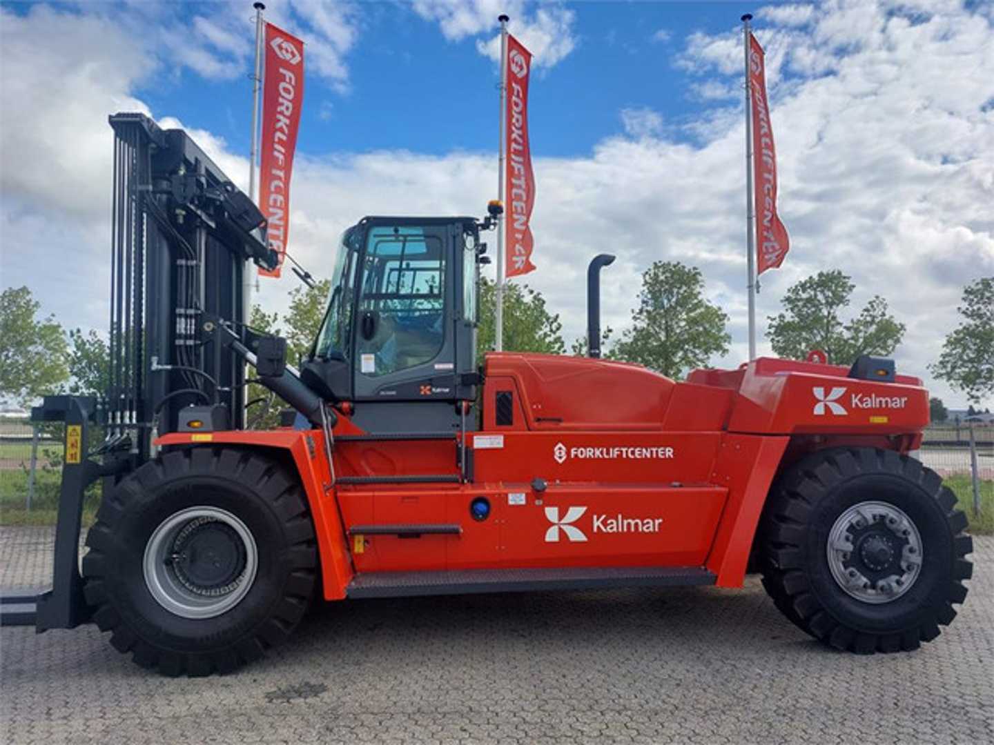 Used Forklift Kalmar DCG330-12 4 ratų šakinis krautuvas (Image 2)