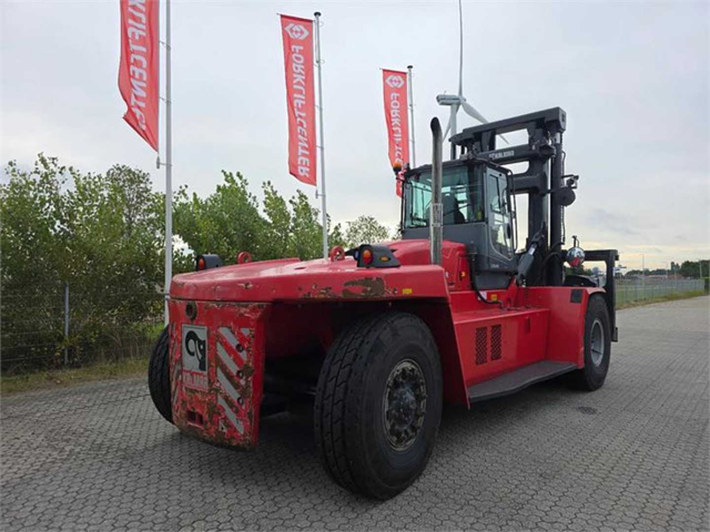 Used Forklift Kalmar DCG330-12 4 ratų šakinis krautuvas (Image 7)