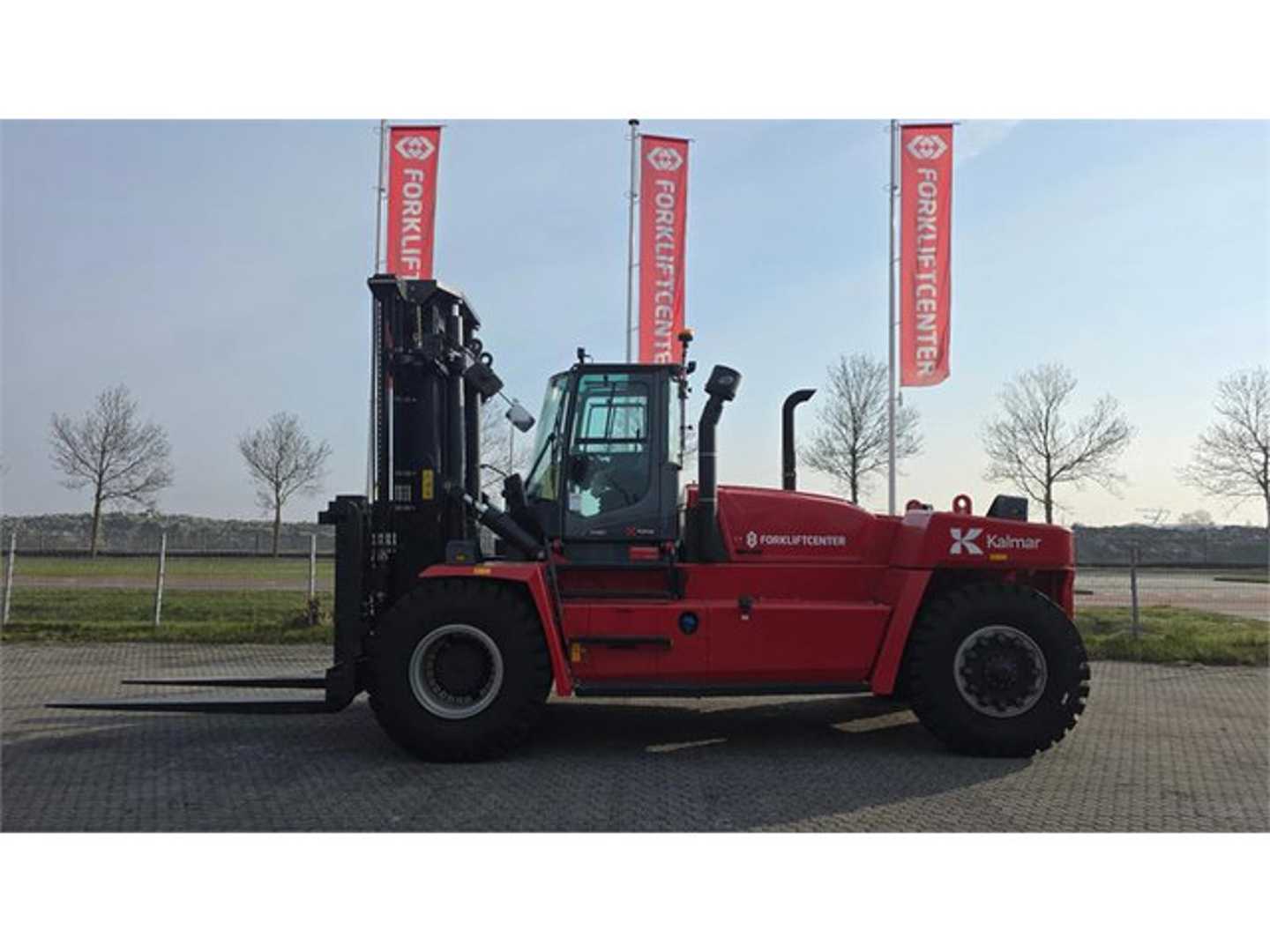 Used Forklift Kalmar DCG250-12 4 ratų šakinis krautuvas (Image 2)