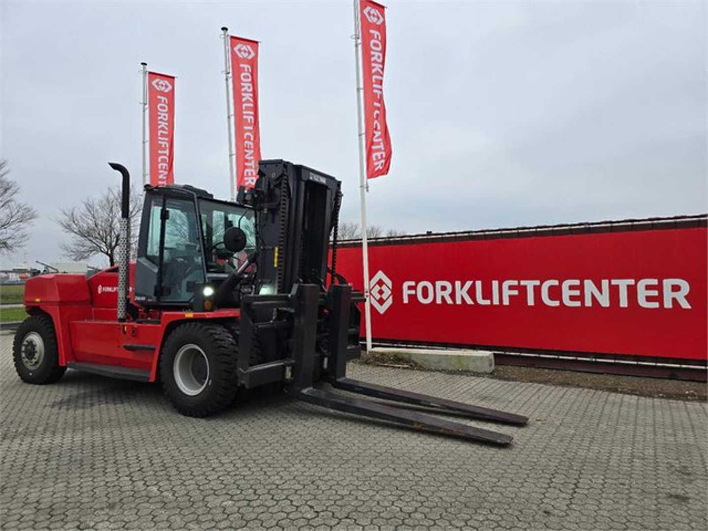 Used Forklift Kalmar DCG160-12T 4 ratų šakinis krautuvas (Image 2)