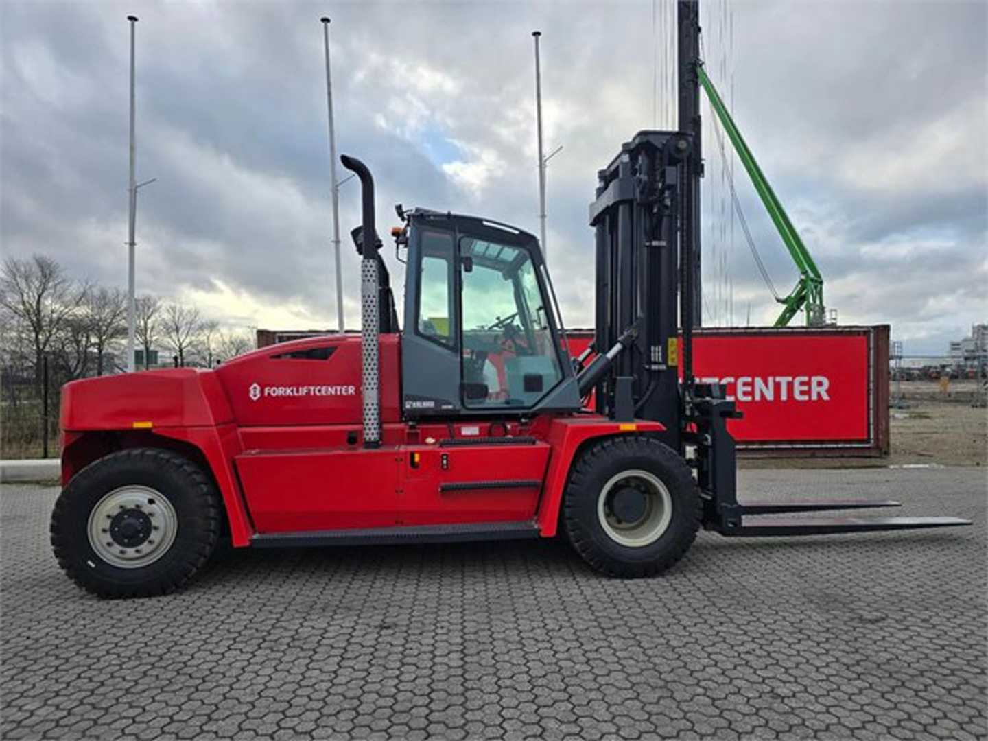 Used Forklift Kalmar DCG160-12T 4 ratų šakinis krautuvas (Image 1)