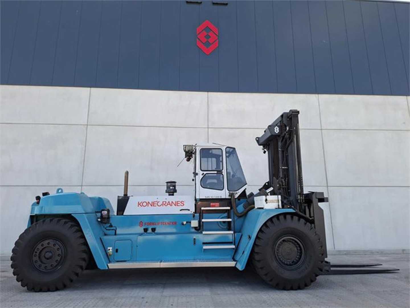 Used Forklift Konecranes SMV 42-1200B 4 ratų šakinis krautuvas (Image 1)