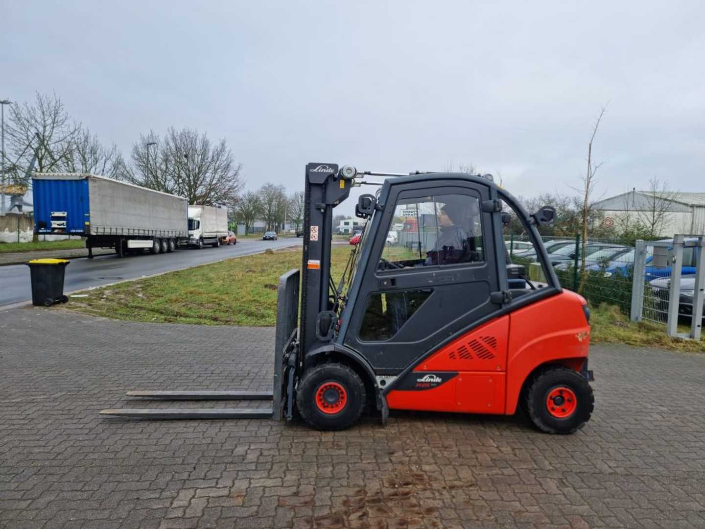 Used Forklift Linde H25D-02 4 ratų šakinis krautuvas (Image 1)