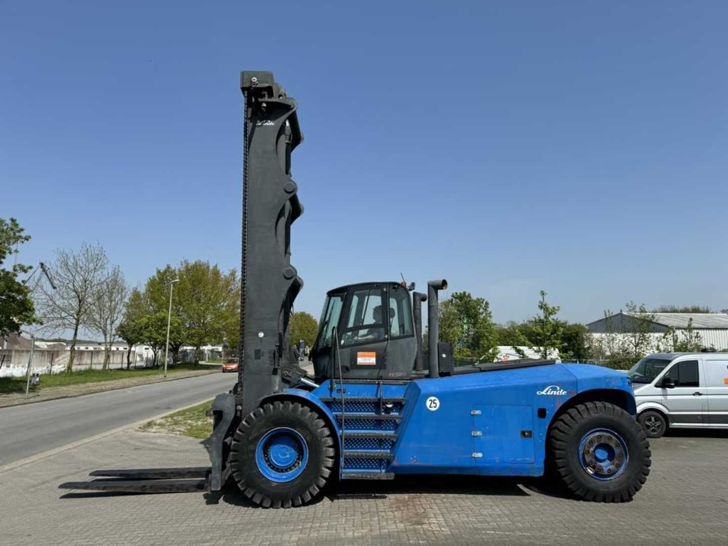 Used Forklift Linde H320 4 ratų šakinis krautuvas (Image 4)