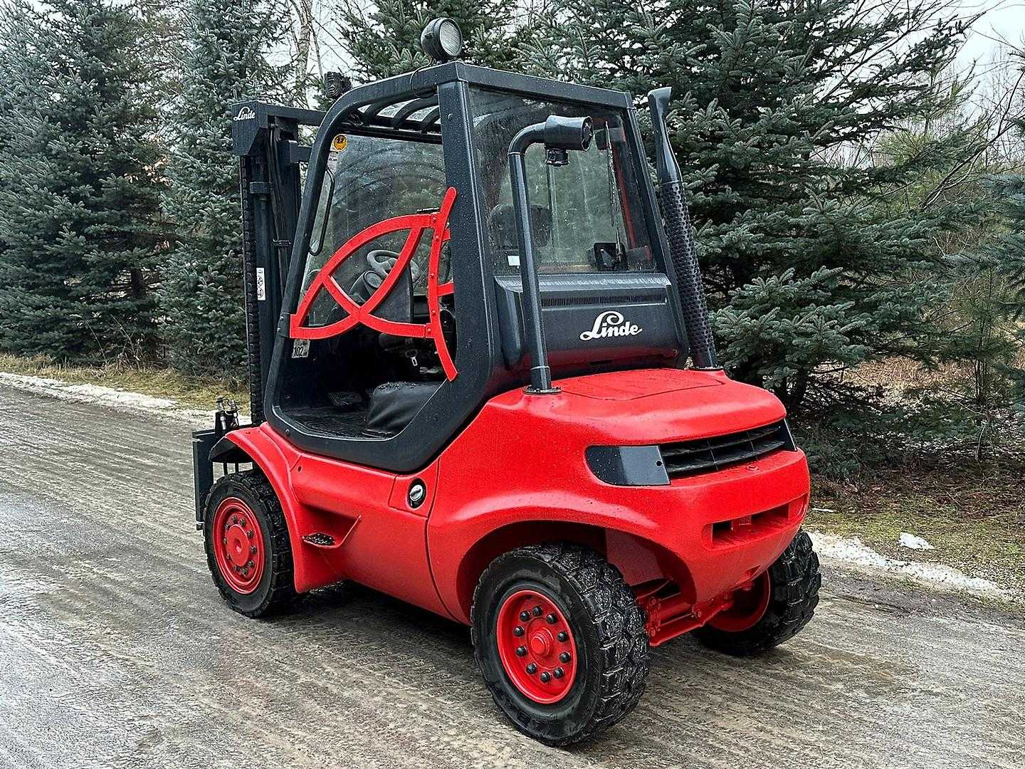 Used Forklift Linde H35D 4 ratų šakinis krautuvas (Image 5) Used Forklift Linde H35D 4 ratų šakinis krautuvas (Image 5)