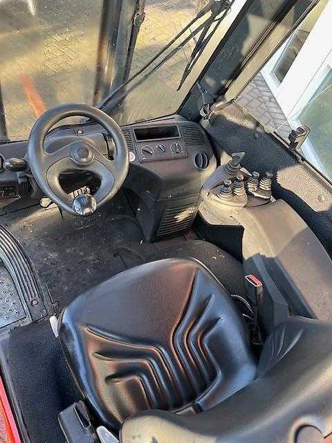 Used Forklift Linde H16D-01 4 ratų šakinis krautuvas (Image 5) Used Forklift Linde H16D-01 4 ratų šakinis krautuvas (Image 5)