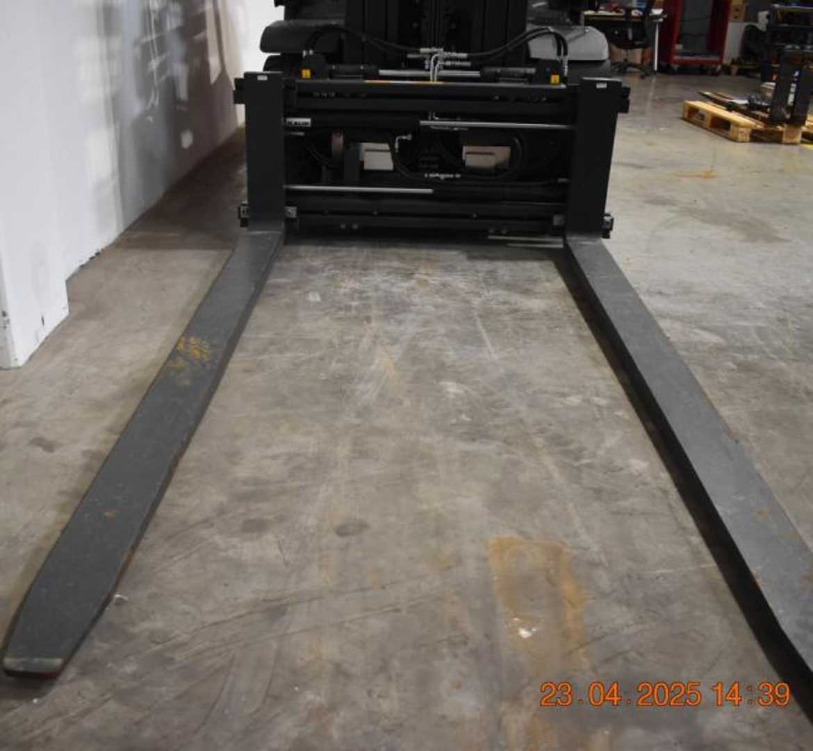 Used Forklift Linde H 40 D/600 1204-01 4 ratų šakinis krautuvas (Image 9) Used Forklift Linde H 40 D/600 1204-01 4 ratų šakinis krautuvas (Image 9)