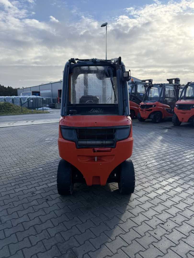 Used Forklift Linde H30D-02 4 ratų šakinis krautuvas (Image 5) Used Forklift Linde H30D-02 4 ratų šakinis krautuvas (Image 5)