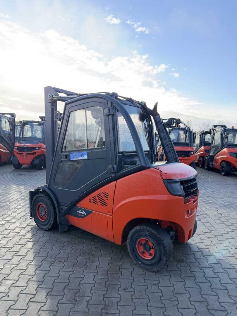 Used Forklift Linde H30D-02 4 ratų šakinis krautuvas (Image 6) Used Forklift Linde H30D-02 4 ratų šakinis krautuvas (Image 6)