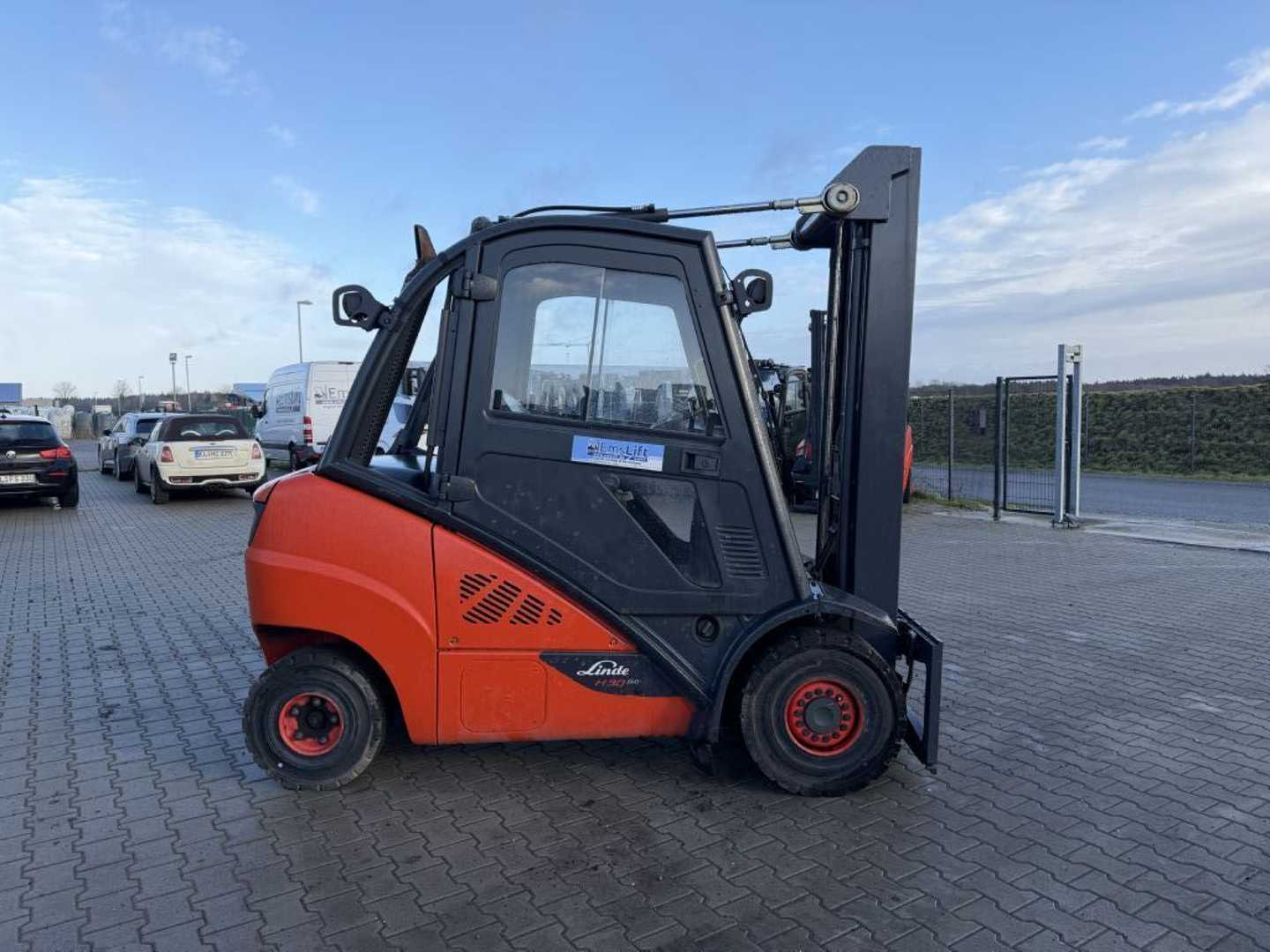 Used Forklift Linde H30D-02 4 ratų šakinis krautuvas (Image 10) Used Forklift Linde H30D-02 4 ratų šakinis krautuvas (Image 10)