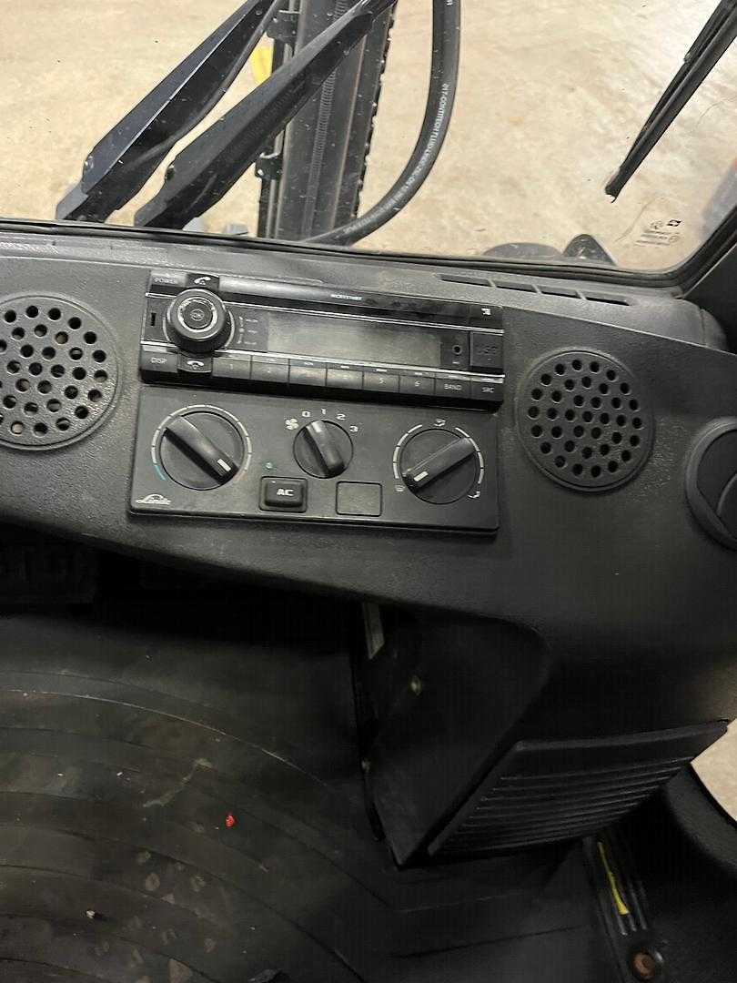 Used Forklift Linde Linde H35 4 ratų šakinis krautuvas (Image 6) Used Forklift Linde Linde H35 4 ratų šakinis krautuvas (Image 6)