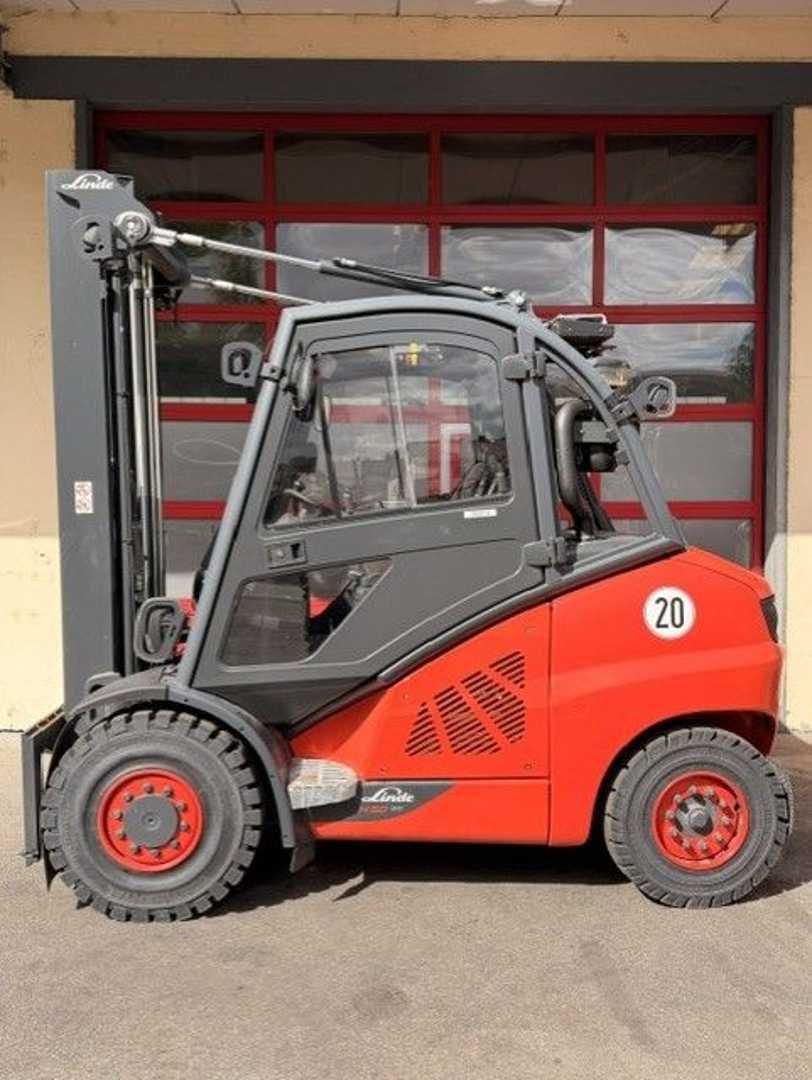 Used Forklift Linde H50D-02 4 ratų šakinis krautuvas (Image 3) Used Forklift Linde H50D-02 4 ratų šakinis krautuvas (Image 3)