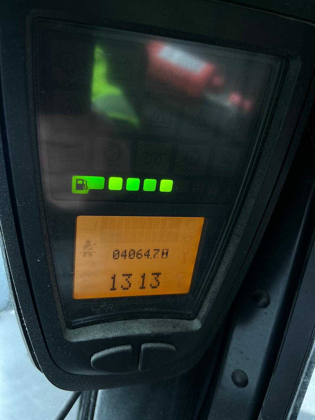 Used Forklift Linde H25D/600 4 ratų šakinis krautuvas (Image 6) Used Forklift Linde H25D/600 4 ratų šakinis krautuvas (Image 6)