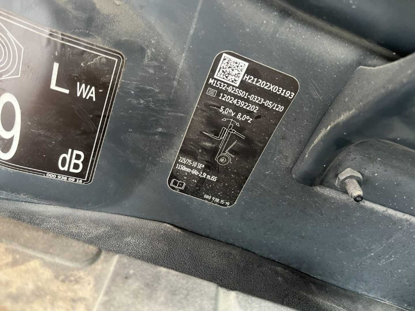 Used Forklift Linde H20D-01/600 4 ratų šakinis krautuvas (Image 5) Used Forklift Linde H20D-01/600 4 ratų šakinis krautuvas (Image 5)
