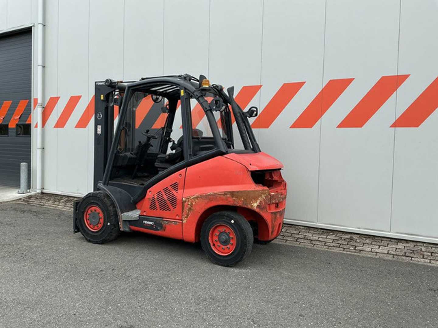 Used Forklift Linde H50D-01 4 ratų šakinis krautuvas (Image 2) Used Forklift Linde H50D-01 4 ratų šakinis krautuvas (Image 2)