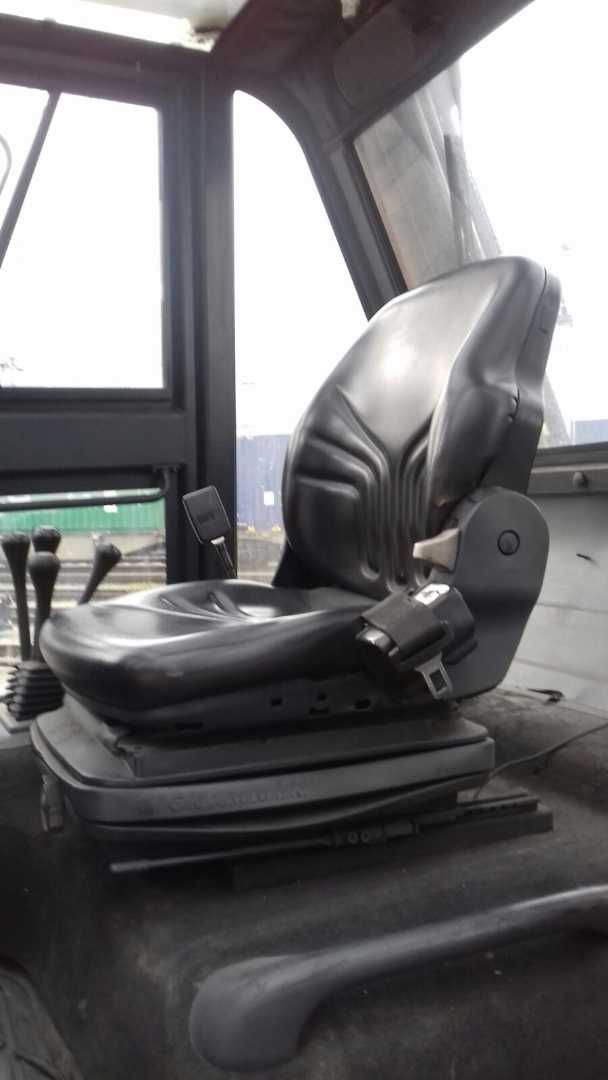 Used Forklift Linde H80D-03-900 4 ratų šakinis krautuvas (Image 6) Used Forklift Linde H80D-03-900 4 ratų šakinis krautuvas (Image 6)