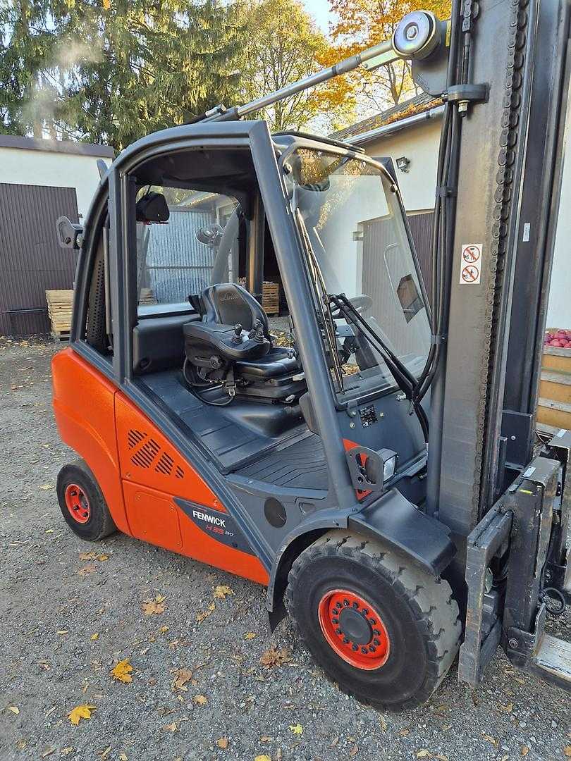 Used Forklift Linde H35T-02 EVO 4 ratų šakinis krautuvas (Image 2) Used Forklift Linde H35T-02 EVO 4 ratų šakinis krautuvas (Image 2)