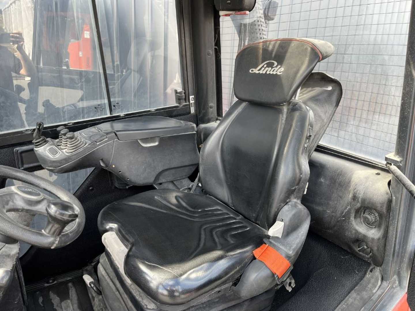 Used Forklift Linde H30D-02 4 ratų šakinis krautuvas (Image 7) Used Forklift Linde H30D-02 4 ratų šakinis krautuvas (Image 7)