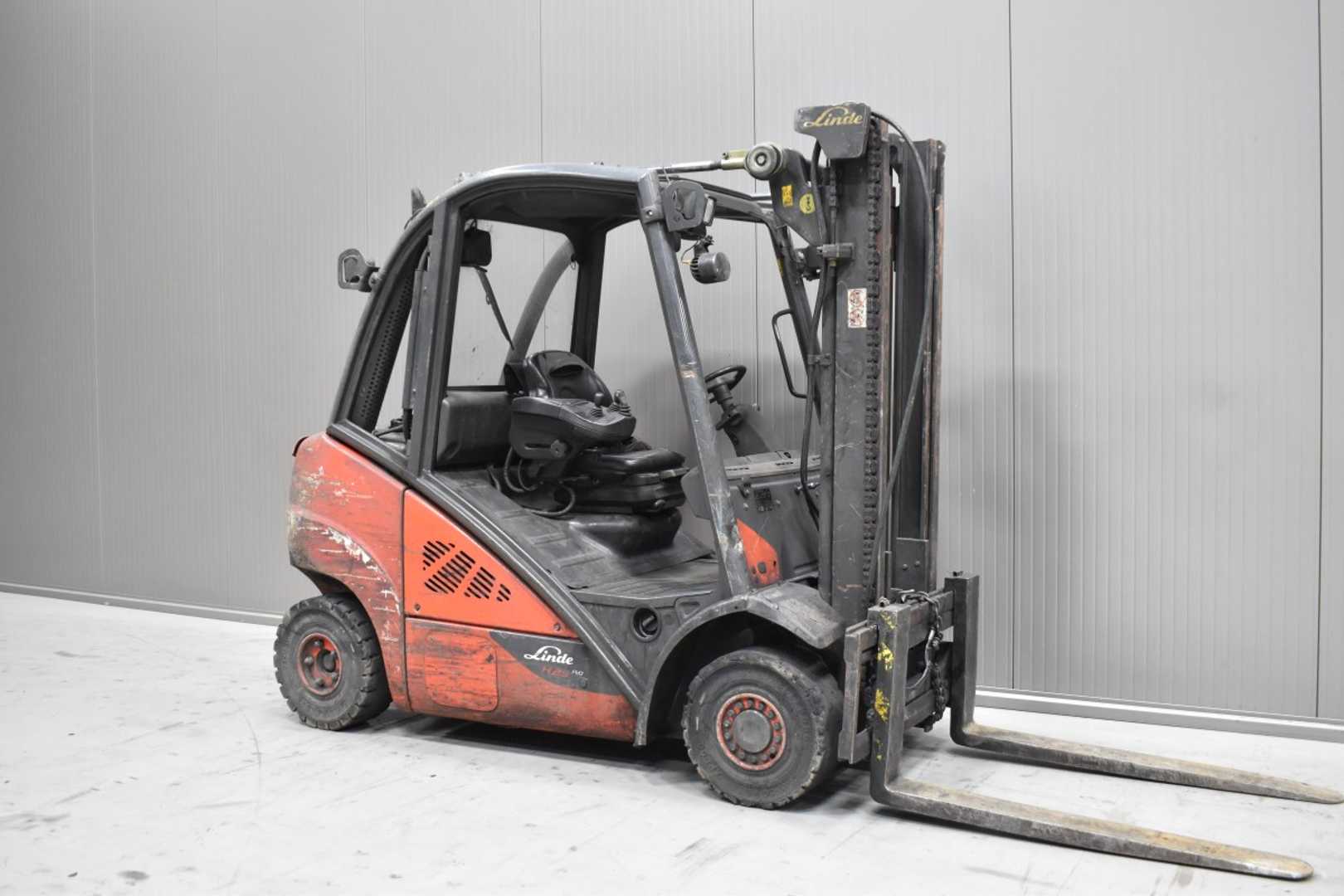 Used Forklift Linde H 25 D - 02 /58942/ 4 ratų šakinis krautuvas (Image 1) Used Forklift Linde H 25 D - 02 /58942/ 4 ratų šakinis krautuvas (Image 1)