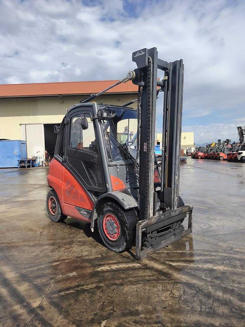 Used Forklift Linde H45D-02 4 ratų šakinis krautuvas (Image 2) Used Forklift Linde H45D-02 4 ratų šakinis krautuvas (Image 2)