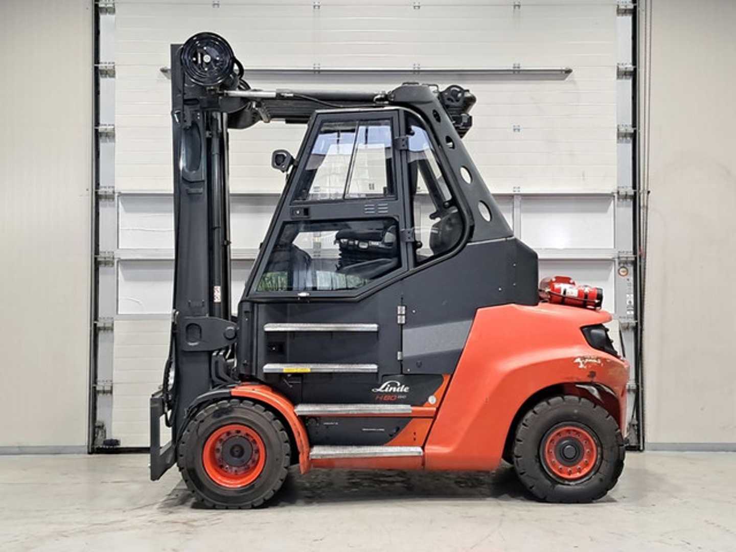 Used Forklift Linde H80D-03/900 4 ratų šakinis krautuvas (Image 2) Used Forklift Linde H80D-03/900 4 ratų šakinis krautuvas (Image 2)