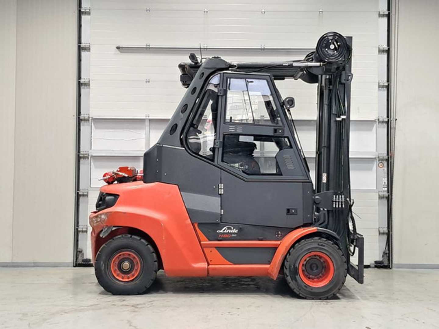 Used Forklift Linde H80D-03/900 4 ratų šakinis krautuvas (Image 5) Used Forklift Linde H80D-03/900 4 ratų šakinis krautuvas (Image 5)