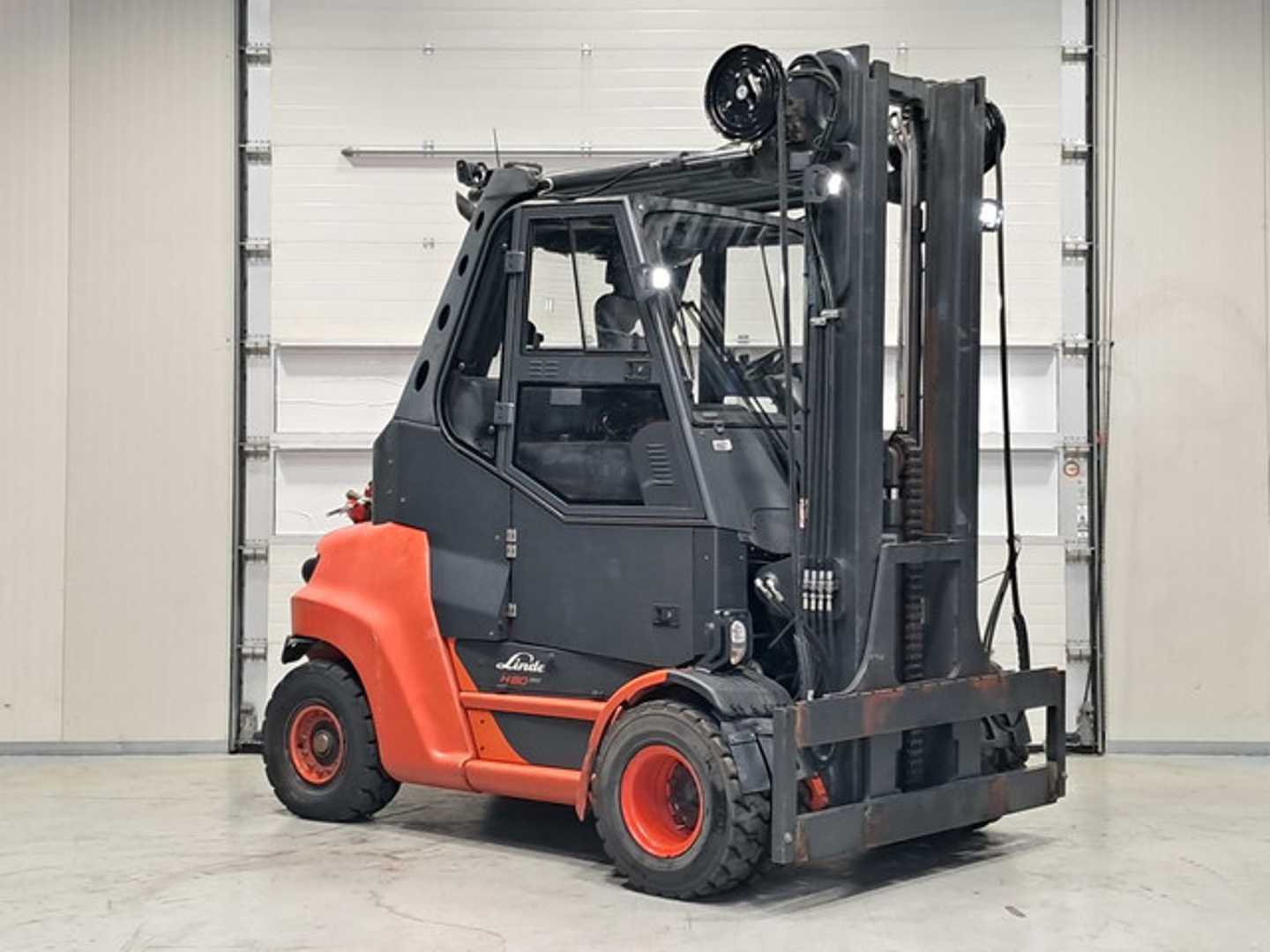 Used Forklift Linde H80D-03/900 4 ratų šakinis krautuvas (Image 6) Used Forklift Linde H80D-03/900 4 ratų šakinis krautuvas (Image 6)