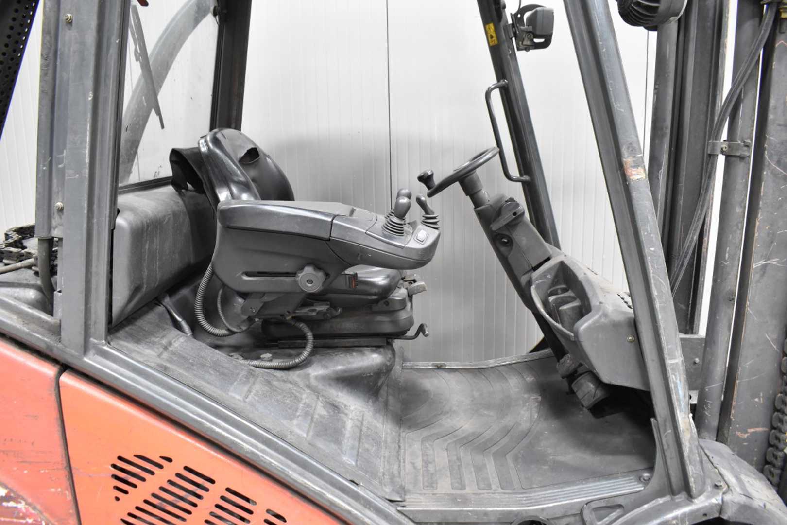 Used Forklift Linde H 25 D - 02 /58942/ 4 ratų šakinis krautuvas (Image 5) Used Forklift Linde H 25 D - 02 /58942/ 4 ratų šakinis krautuvas (Image 5)