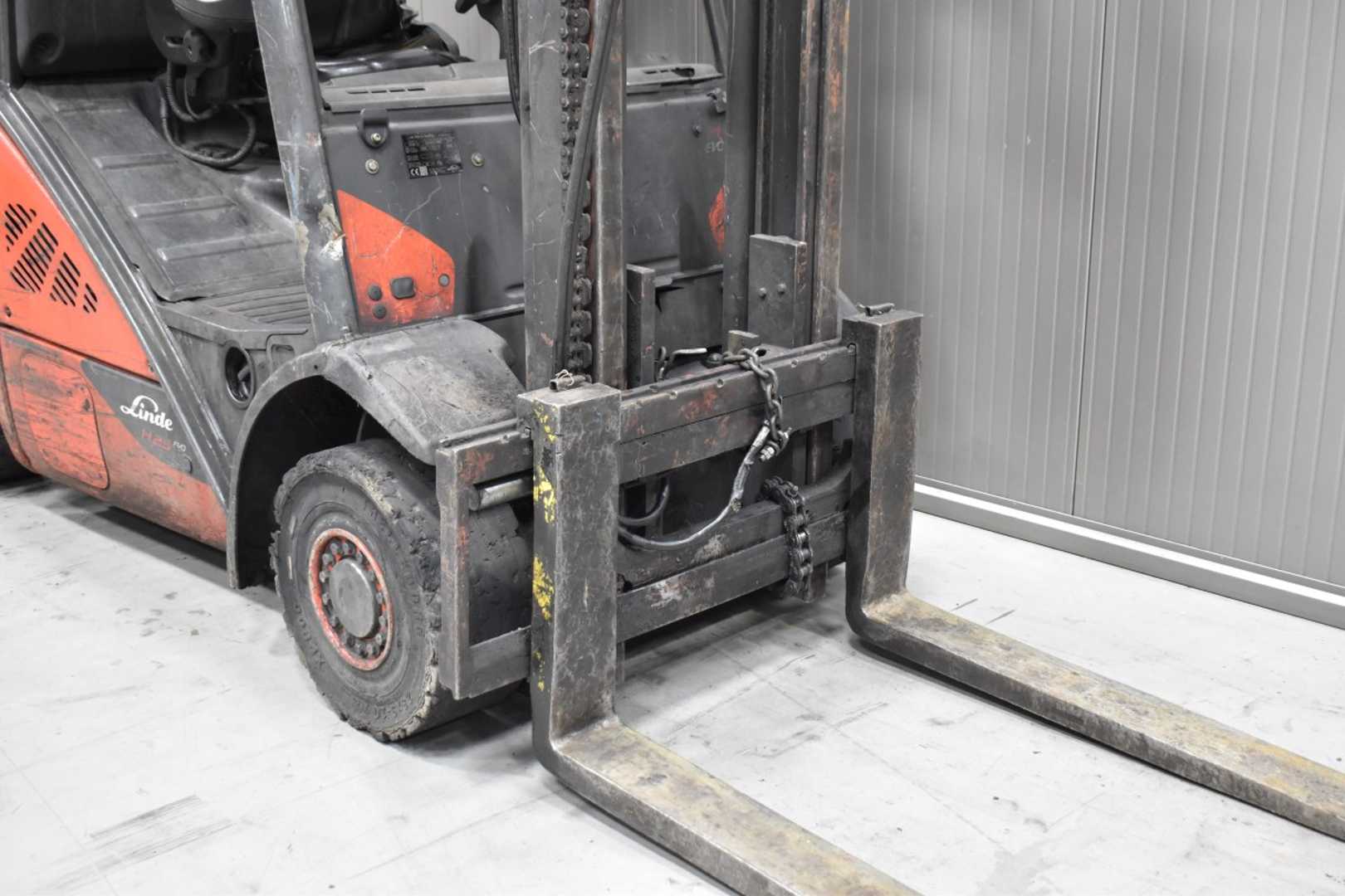 Used Forklift Linde H 25 D - 02 /58942/ 4 ratų šakinis krautuvas (Image 6) Used Forklift Linde H 25 D - 02 /58942/ 4 ratų šakinis krautuvas (Image 6)