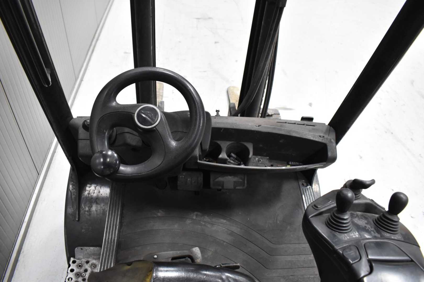 Used Forklift Linde H 25 D - 02 /58942/ 4 ratų šakinis krautuvas (Image 7) Used Forklift Linde H 25 D - 02 /58942/ 4 ratų šakinis krautuvas (Image 7)
