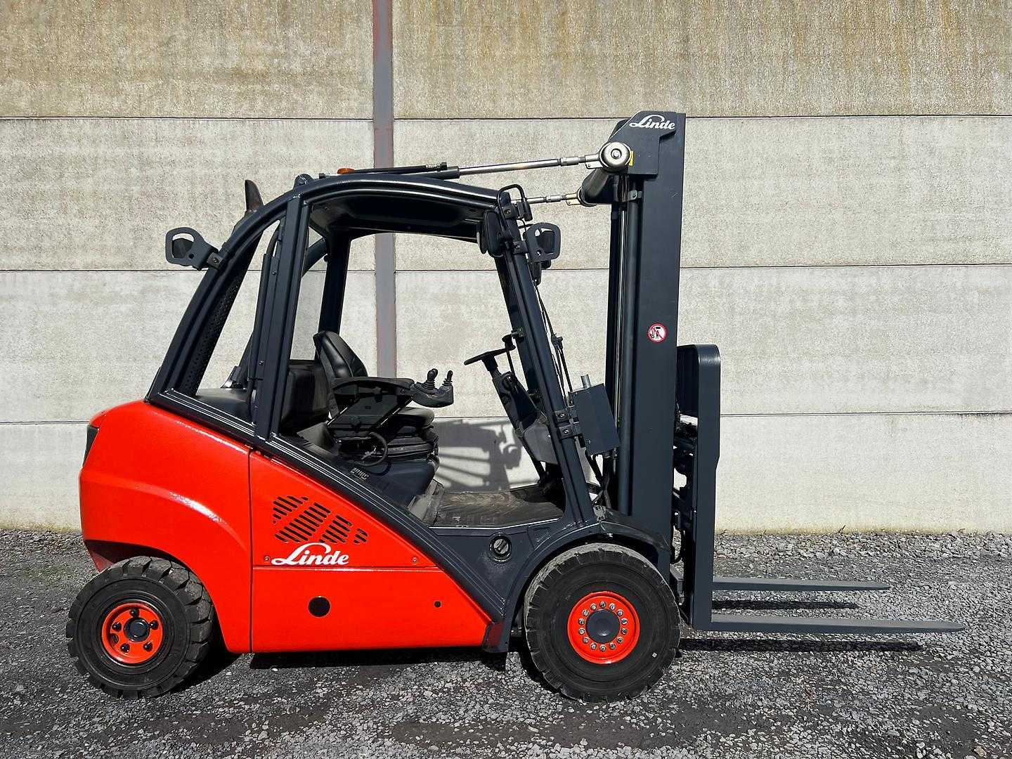 Used Forklift Linde H30D-01 4 ratų šakinis krautuvas (Image 2)
