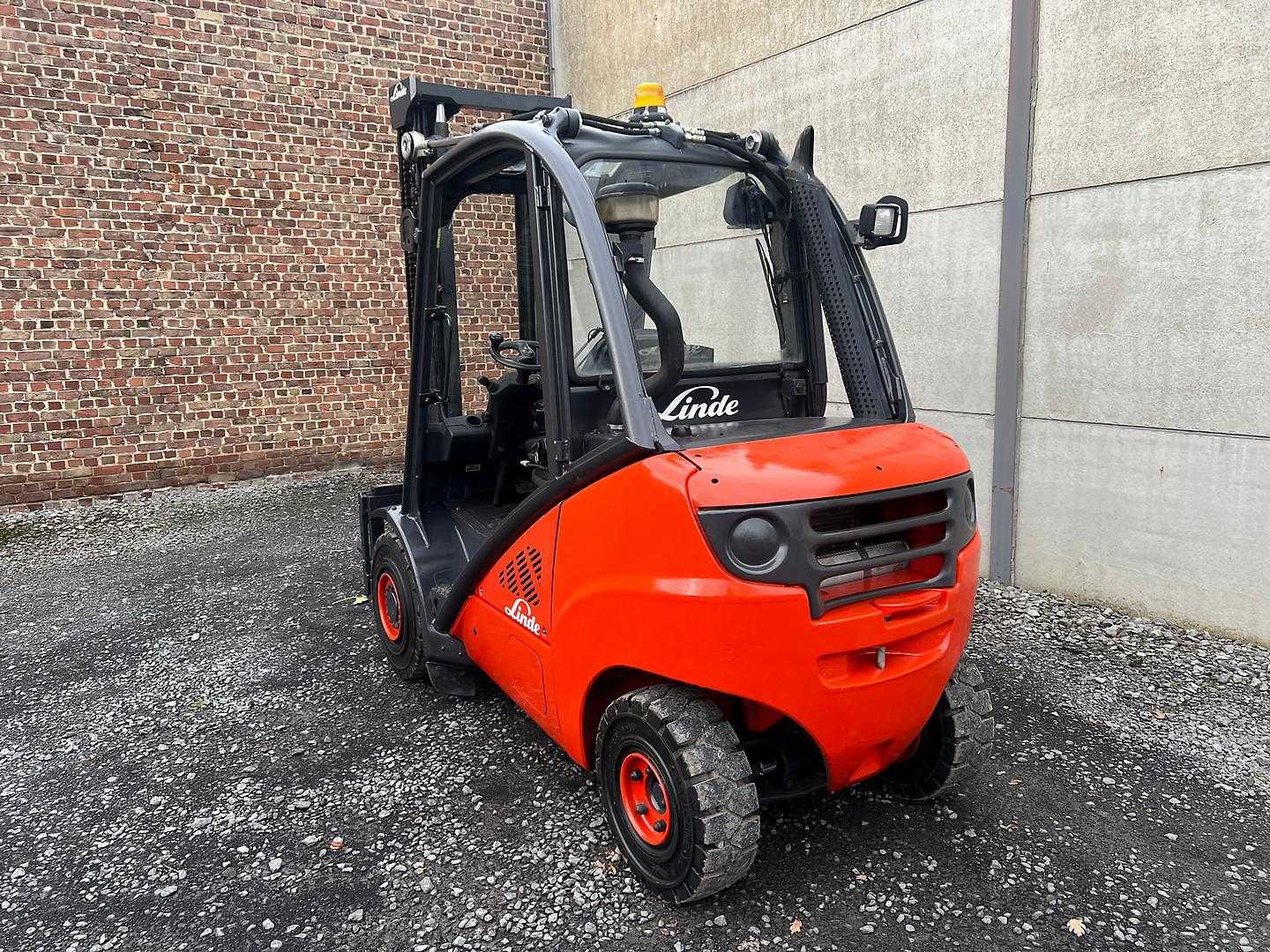 Used Forklift Linde H30D-01 4 ratų šakinis krautuvas (Image 4)