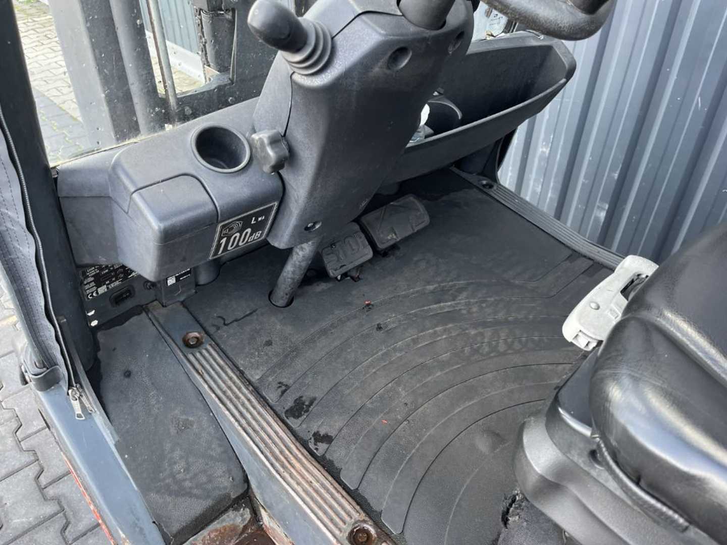 Used Forklift Linde H25D-02 4 ratų šakinis krautuvas (Image 8)