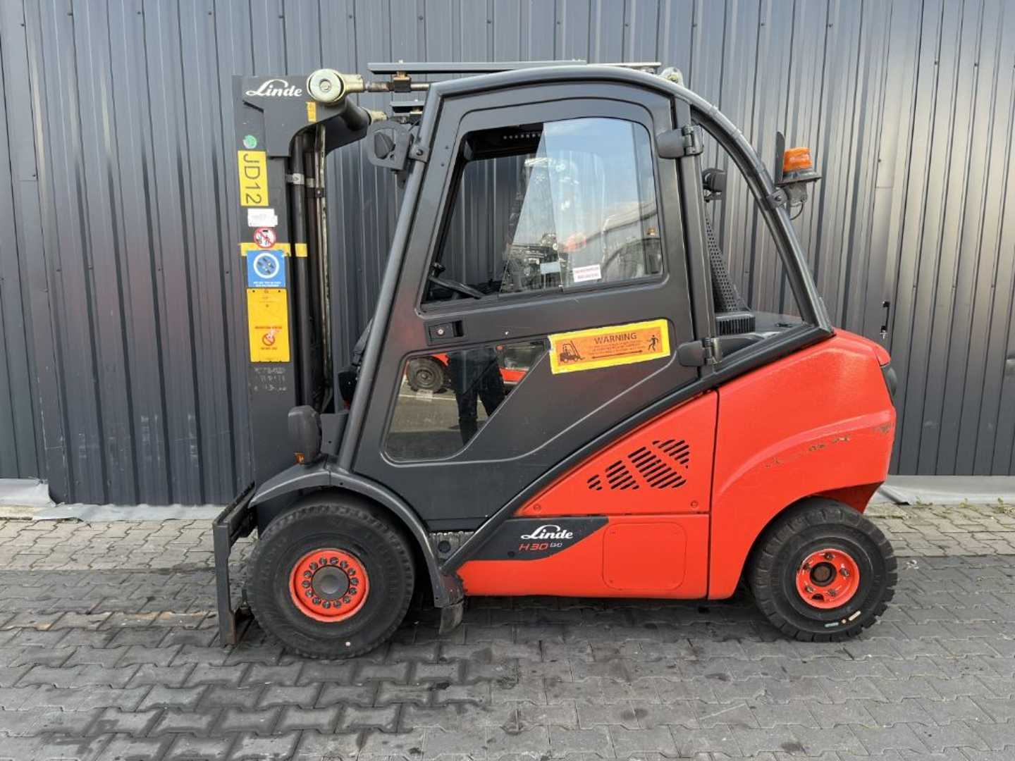 Used Forklift Linde H30D-02 4 ratų šakinis krautuvas (Image 2)